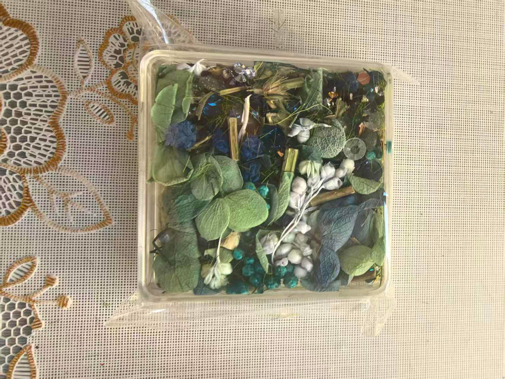 D-1 Journal tree powder dried flowers