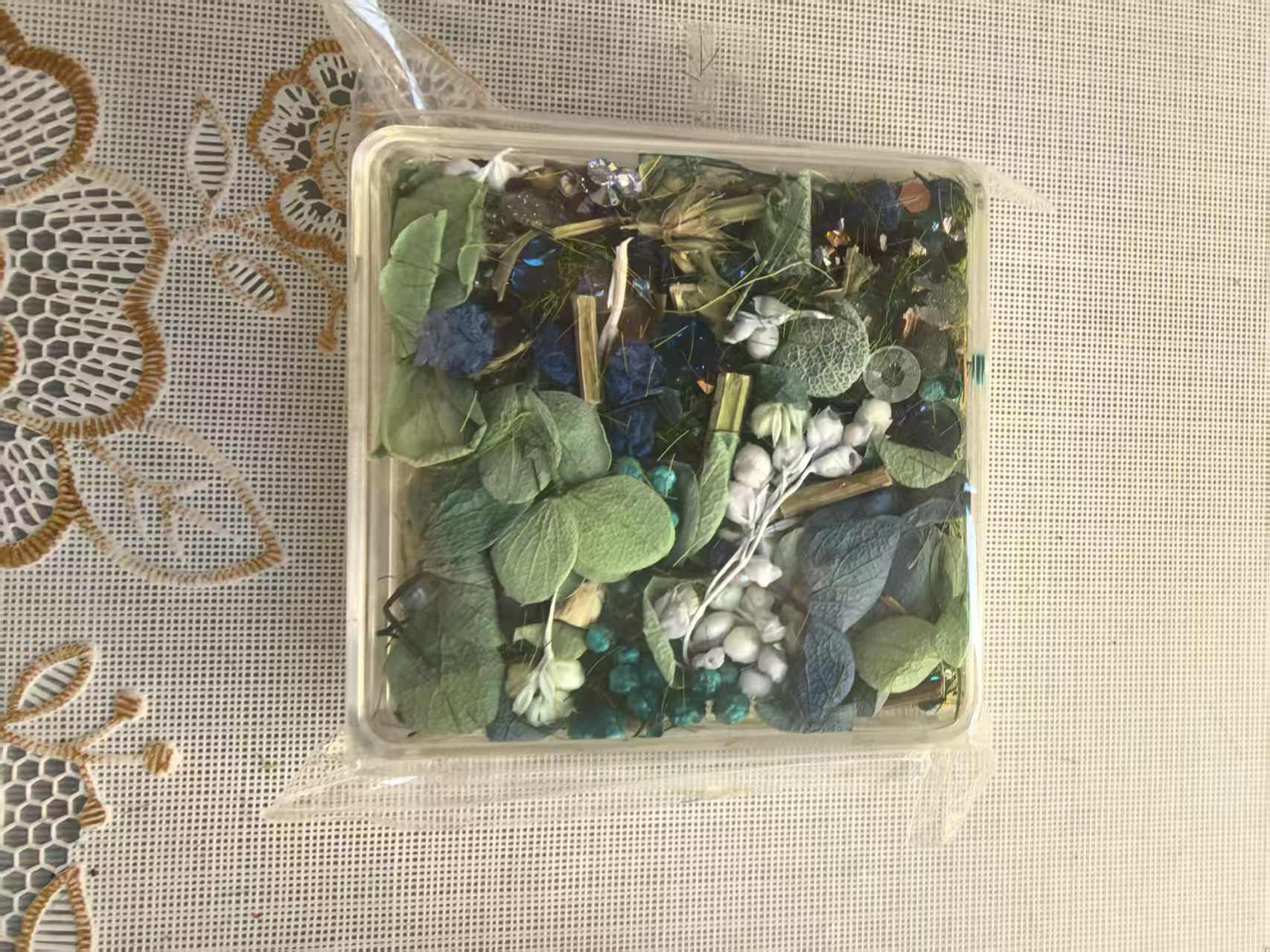 D-1 Journal tree powder dried flowers