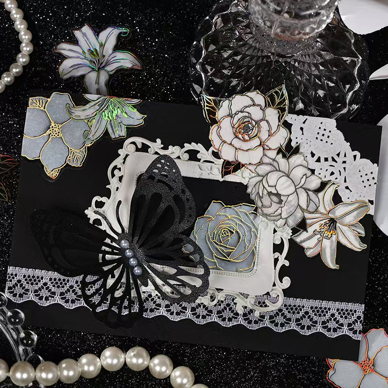 B-49 The garden is filled with the fragrance of flowers.